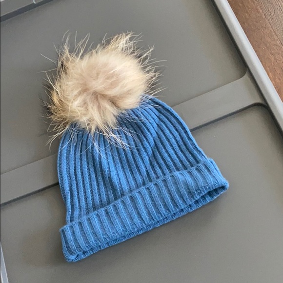 Cashmere knitted beanie - Picture 2 of 4